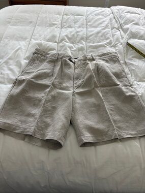Banana Republic Men's Light Taupe Linen-Blend Flat Front Shorts